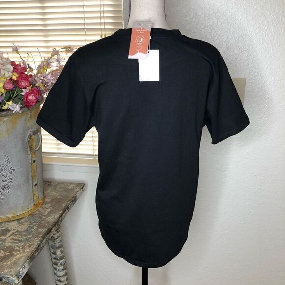 NEW Unishe Black T Shirt with Daisy Peace Sign NWT - Picture 5 of 12